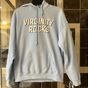 Danny Duncan sweatshirt size M, good condition.